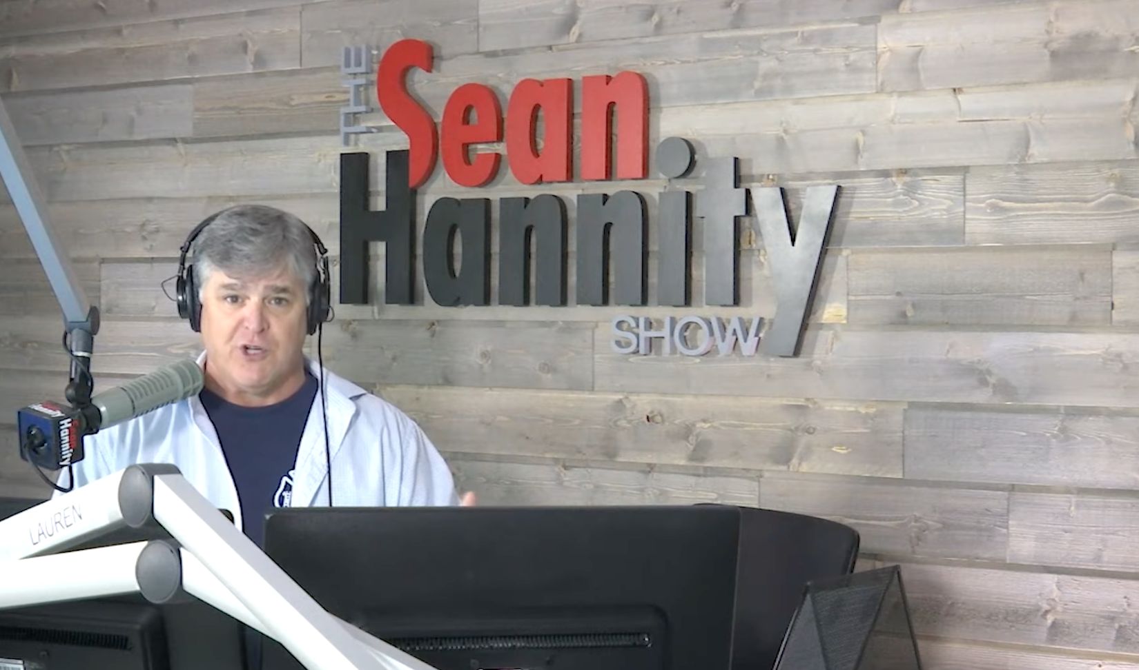 Listen: Hannity Gives O'Reilly His Questions For Trump, Duo Discuss The State Of Journalism